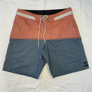 Billabong boardshort